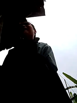 CloudyChu online show from November 17, 2025, 7:47 am