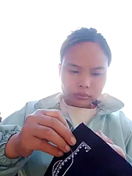 CloudyChu online show from November 23, 2025, 4:23 am