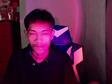 riks tyler online show from July 27, 2026, 4:03 pm