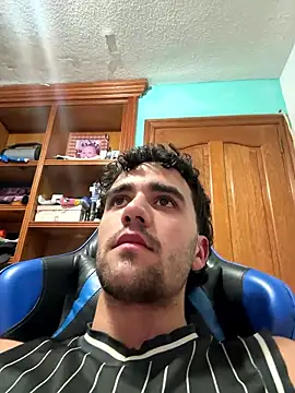 aavrdvh33 online show from January 16, 2026, 2:37 am