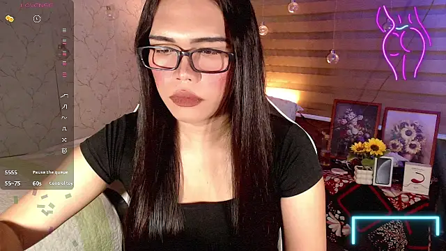 TssluttyNikka online show from February 23, 2026, 3:31 pm