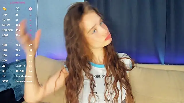 lovelyalivia online show from March 28, 2026, 7:08 am