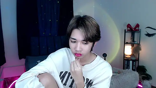 Snapshot of Lavictoriathegreat chatting on December 14, 2025, 8:24 pm Lavictoriathegreat online show from December 14, 2025, 8:24 pm