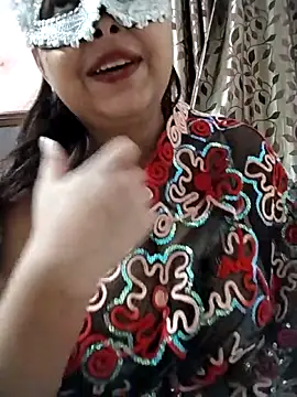 Snapshot of colleen_hoover chatting on November 10, 2025, 5:28 am colleen hoover online show from November 10, 2025, 5:28 am