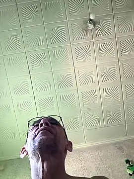 Tinh0t online show from February 28, 2026, 12:17 pm