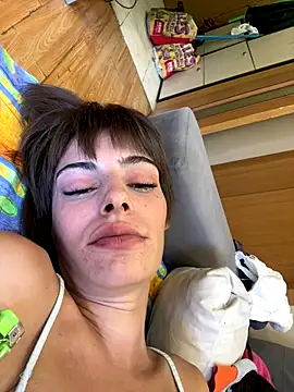 Snapshot of sweetchery999999 chatting on September 12, 2025, 10:26 am sweetchery999999 online show from September 12, 2025, 10:26 am