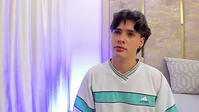 BenitoSaenz online show from October 9, 2025, 3:04 am