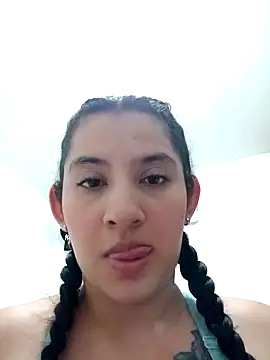 Snapshot of VALENTINA_ROUSE_ chatting on September 15, 2025, 2:39 pm VALENTINA ROUSE online show from September 15, 2025, 2:39 pm