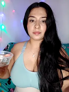 VALENTINA ROUSE  online show from March 22, 2026, 9:29 pm