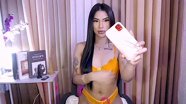 Snapshot of Megan_sativa chatting on November 11, 2025, 5:29 am Megan sativa online show from November 11, 2025, 5:29 am