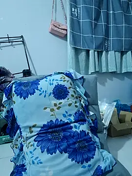 Snapshot of Suna_Lina chatting on November 10, 2025, 3:33 pm Suna Lina online show from November 10, 2025, 3:33 pm