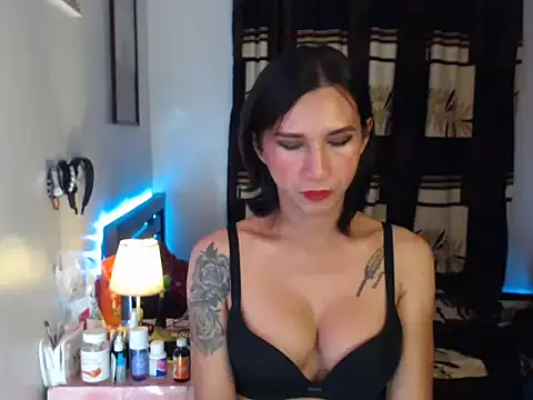 hottielicious slut69 online show from January 9, 2026, 12:30 pm