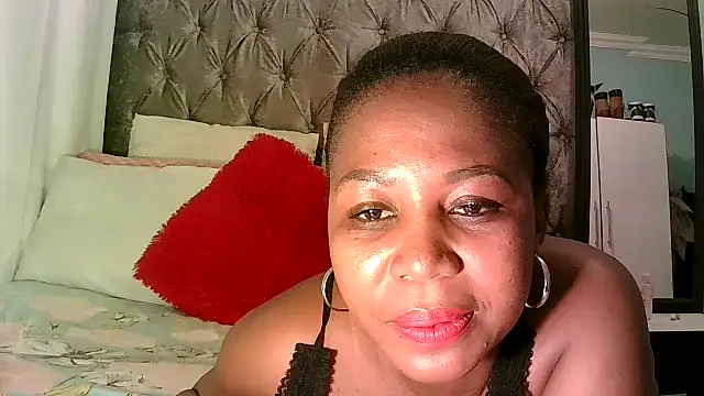 Snapshot of Pookie1990 chatting on October 25, 2025, 3:51 pm Pookie1990 online show from October 25, 2025, 3:51 pm