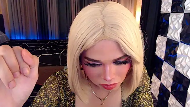 BigCockMaxineTS online show from November 6, 2025, 6:31 pm