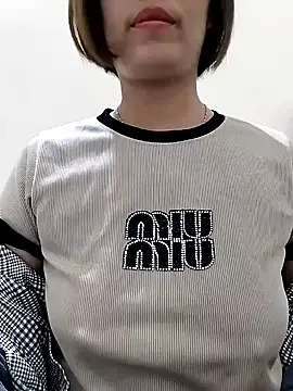 Snapshot of love_sexy090 chatting on November 4, 2025, 12:04 pm love sexy090 online show from November 4, 2025, 12:04 pm