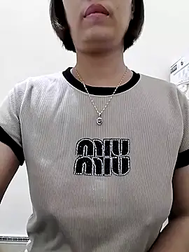 Snapshot of love_sexy090 chatting on November 11, 2025, 12:16 pm love sexy090 online show from November 11, 2025, 12:16 pm