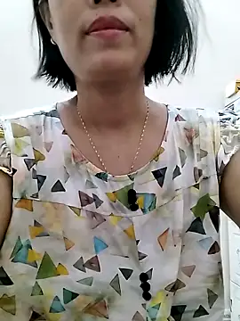 love sexy090 online show from May 15, 2026, 11:45 pm