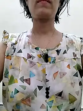 love sexy090 online show from May 18, 2026, 4:07 am