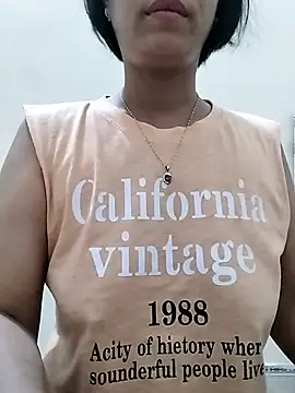 Snapshot of love_sexy090 chatting on July 16, 2026, 3:56 am love sexy090 online show from July 16, 2026, 3:56 am