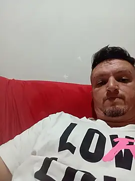 Snapshot of Suamulherfeliz chatting on June 30, 2026, 10:27 am Suamulherfeliz online show from June 30, 2026, 10:27 am