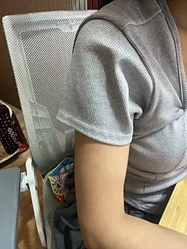 Mina048 online show from April 8, 2026, 12:27 pm