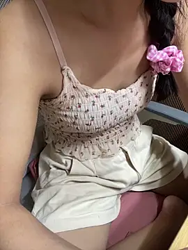 Mina048 online show from June 19, 2026, 9:46 am