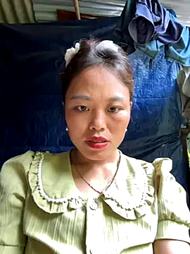 Snapshot of MychuSweet chatting on October 6, 2025, 2:53 am MychuSweet online show from October 6, 2025, 2:53 am