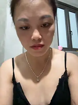 Snapshot of MychuSweet chatting on October 14, 2025, 10:43 pm MychuSweet online show from October 14, 2025, 10:43 pm