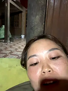 Snapshot of MychuSweet chatting on November 11, 2025, 3:56 pm MychuSweet online show from November 11, 2025, 3:56 pm