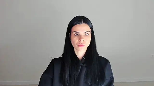 Amelisweett online show from October 2, 2025, 9:05 am