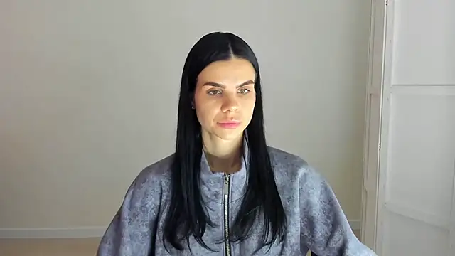 Amelisweett online show from October 9, 2025, 7:39 am