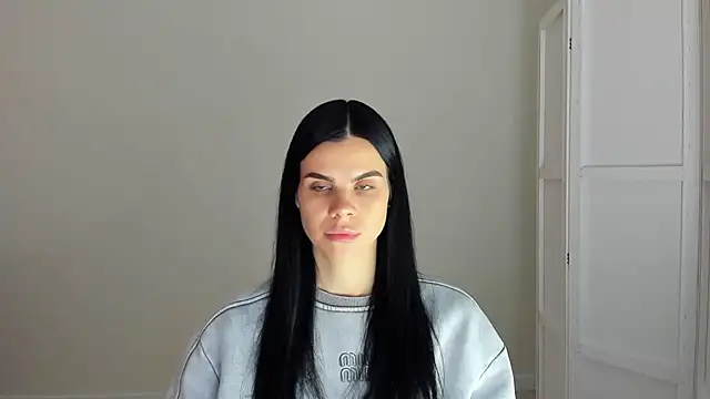 Amelisweett online show from October 14, 2025, 9:21 am