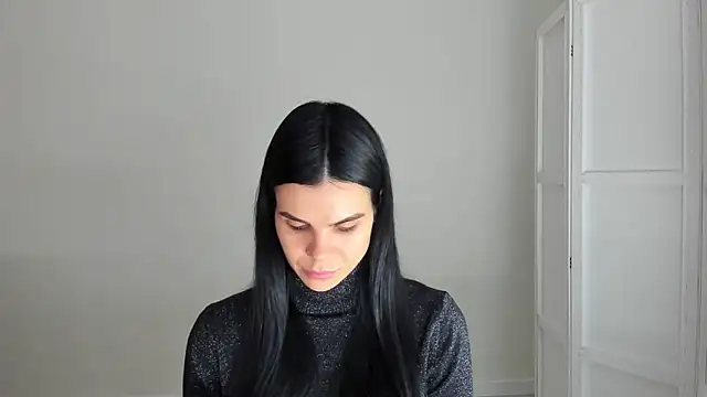 Amelisweett online show from October 24, 2025, 8:22 am