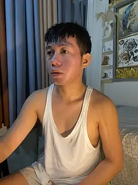 xshyboyx online show from February 12, 2026, 3:01 am