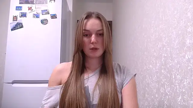 Snapshot of Odmasi chatting on September 24, 2025, 7:28 pm Odmasi online show from September 24, 2025, 7:28 pm