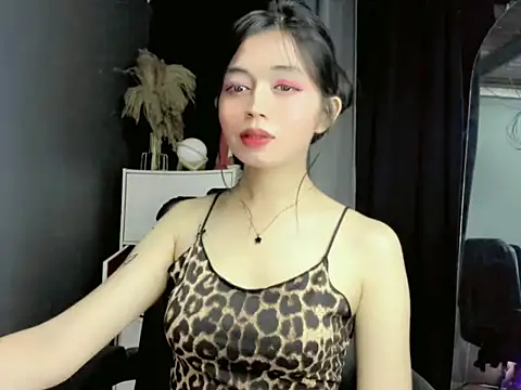 LexiLove online show from October 1, 2025, 12:11 pm