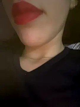 Mimisixo online show from October 2, 2025, 6:37 pm