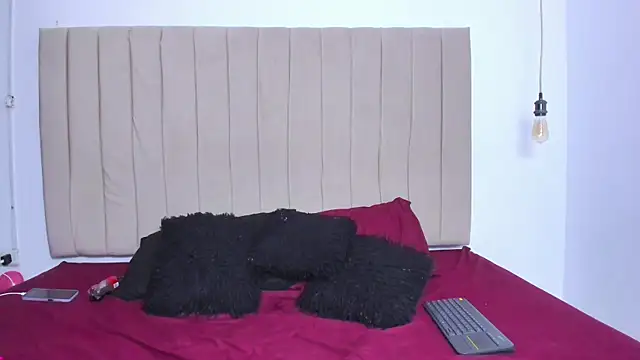 ana foxi online show from September 24, 2025, 12:03 am