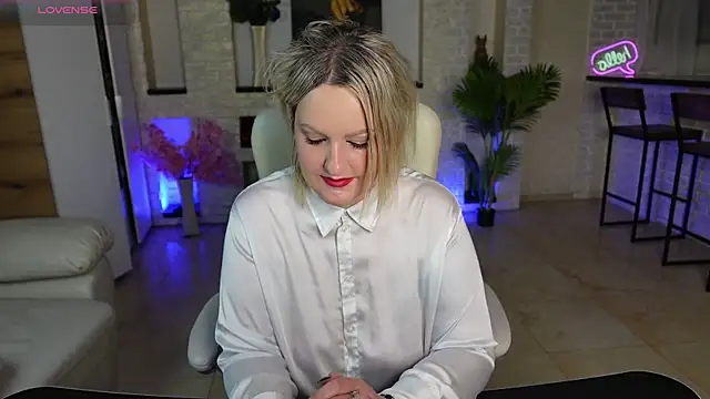 MariemLui online show from March 21, 2026, 3:59 pm