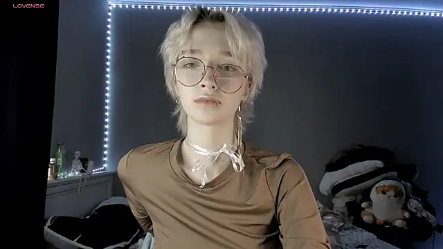 Snapshot of MelissaReis chatting on November 11, 2025, 10:04 am MelissaReis online show from November 11, 2025, 10:04 am