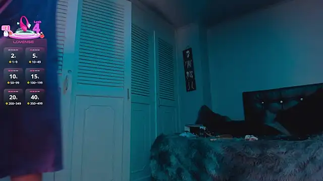 Draculairis online show from March 25, 2026, 9:32 pm