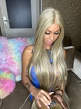 dutchbarbie online show from October 18, 2025, 5:03 pm