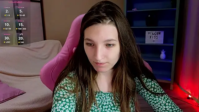 Mia Myles online show from September 30, 2025, 10:20 am