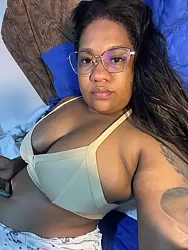 Snapshot of Sam_Blue chatting on July 8, 2026, 1:15 pm Sam Blue online show from July 8, 2026, 1:15 pm