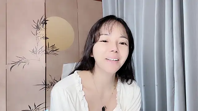 xinxin520-baby online show from September 19, 2025, 10:21 pm