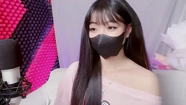 Snapshot of kemybaby chatting on February 9, 2026, 5:39 pm kemybaby online show from February 9, 2026, 5:39 pm