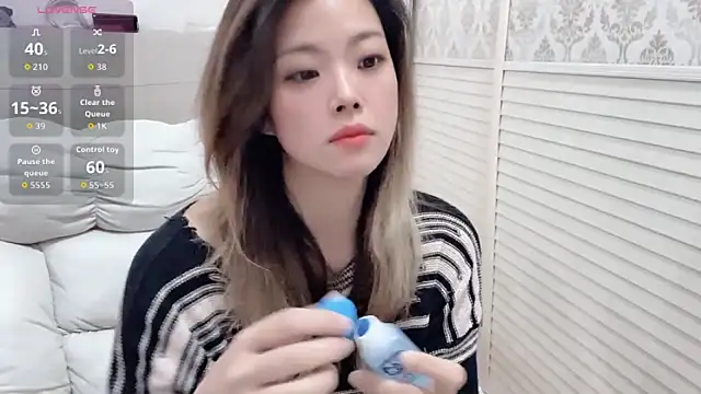 Holiland online show from November 6, 2025, 1:17 am