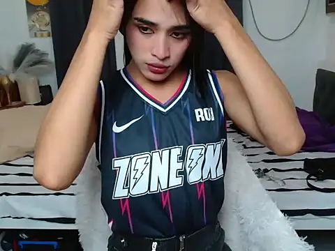 Snapshot of SheraCock chatting on November 3, 2025, 12:28 pm SheraCock online show from November 3, 2025, 12:28 pm