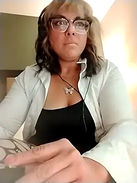 goddess4urfetish online show from March 15, 2026, 12:11 pm