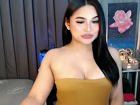 Candice cummer online show from June 18, 2026, 6:23 pm